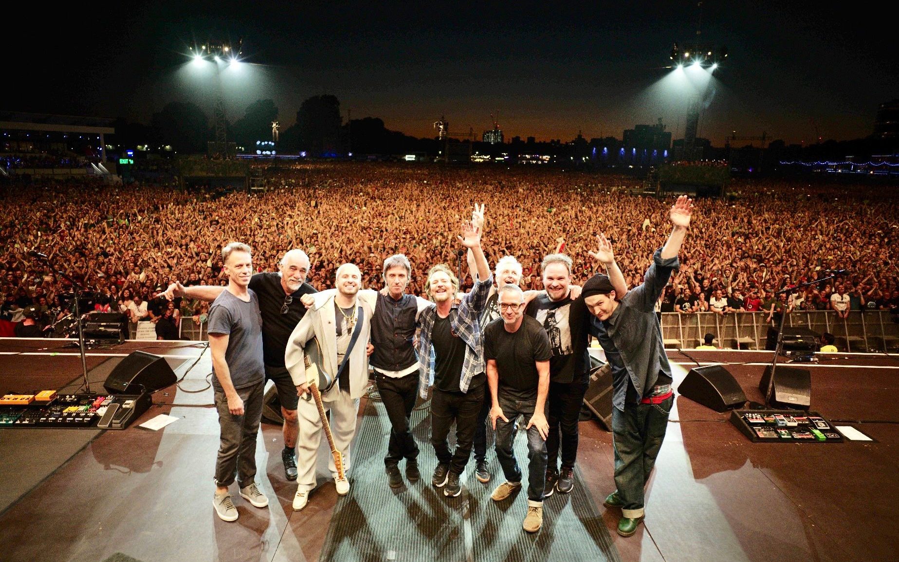 Pearl Jam w Krakowie. Święto rocka oraz tłum fanów na koncercie
