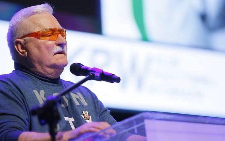 Lech Wałęsa kończy 79 lat. Najlepsze memy z byłym prezydentem /fot. Instagram