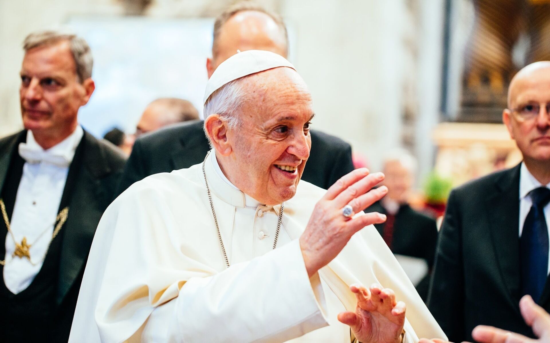 Papież Franciszek po roku wojny w Ukrainie: "nie mogę wybrać, po której mam być stronie"