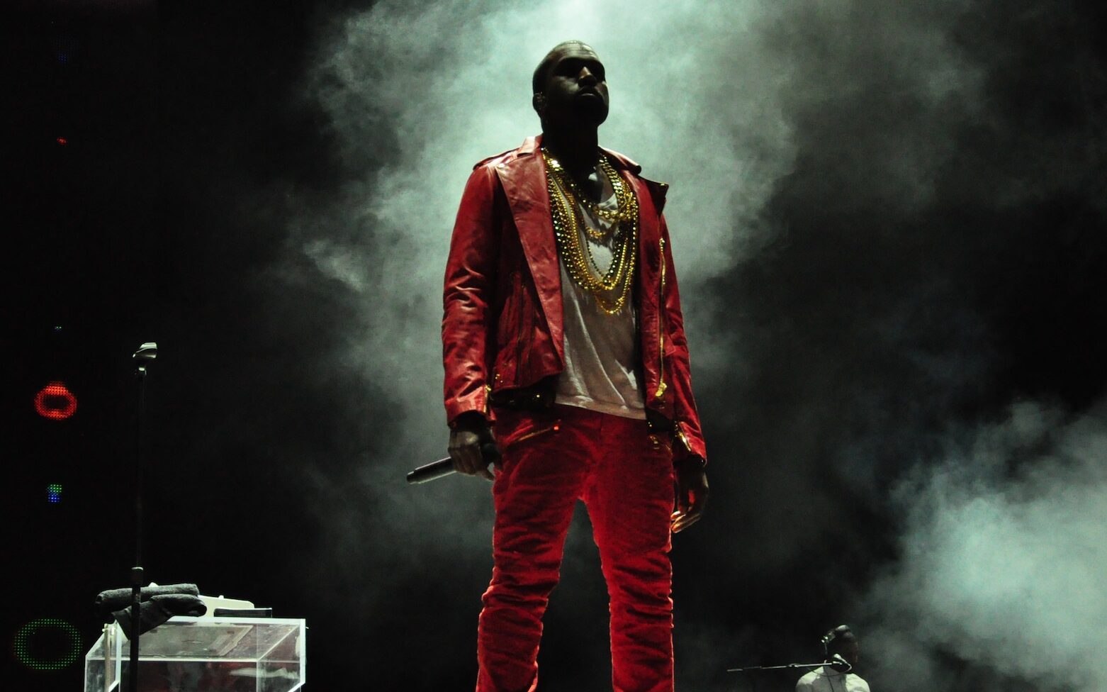 Co się stało się z Kanye Westem? Internauci mają zaskakującą teorię /fot. wikimedia